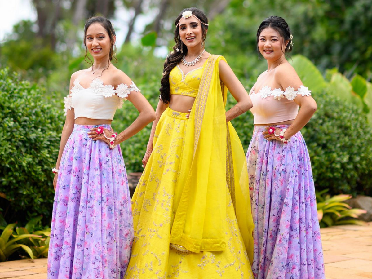 Krishma Sood's Bridesmaids Stunning in HK Florals
