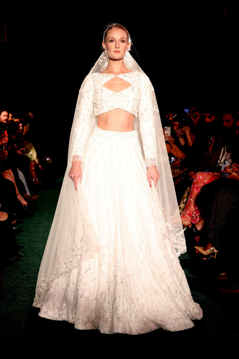 AASHI White Bridal Lehenga Set