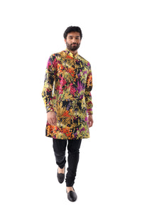RAAHI Black and White Floral Kurta