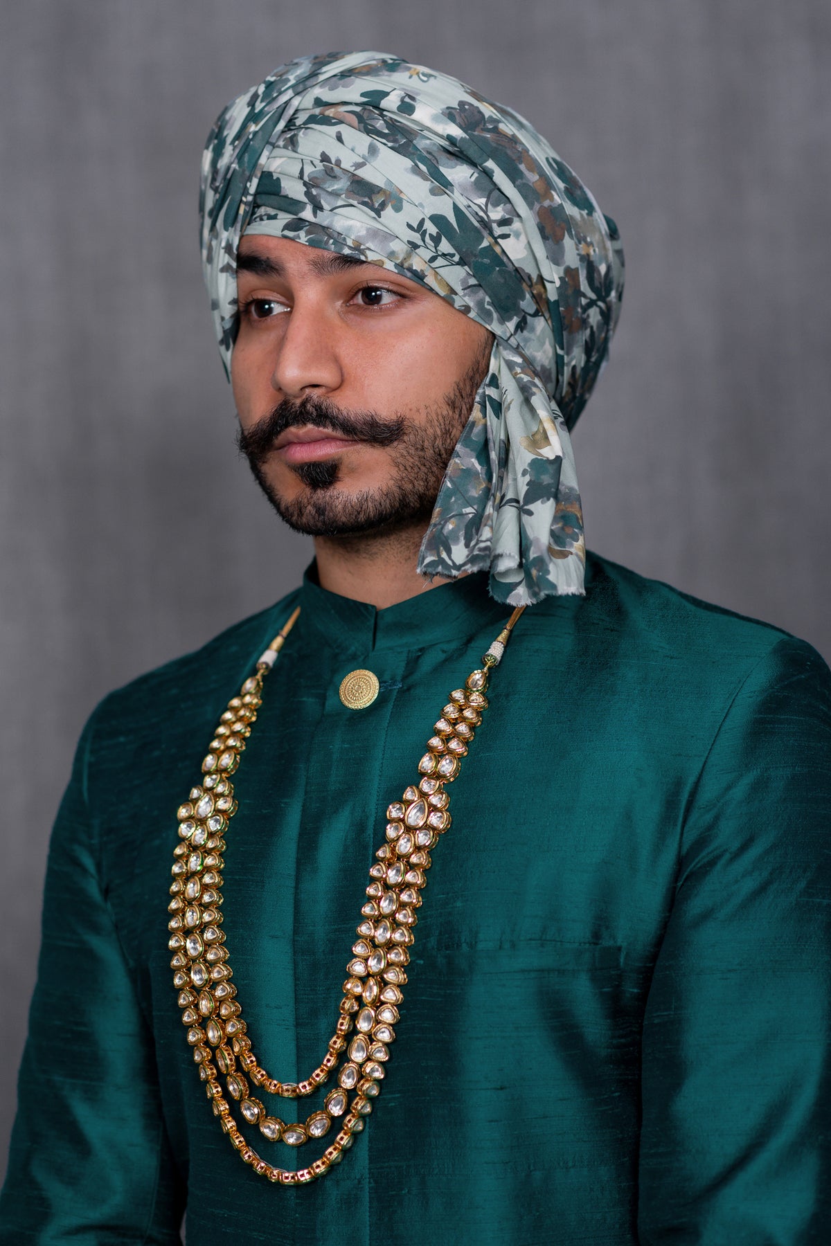 ISHAAN Floral Turban